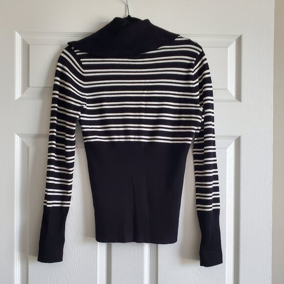 Guess Women's Cowl Neck Full Zip Sweater Jacket Size Large - Picture 8 of 8